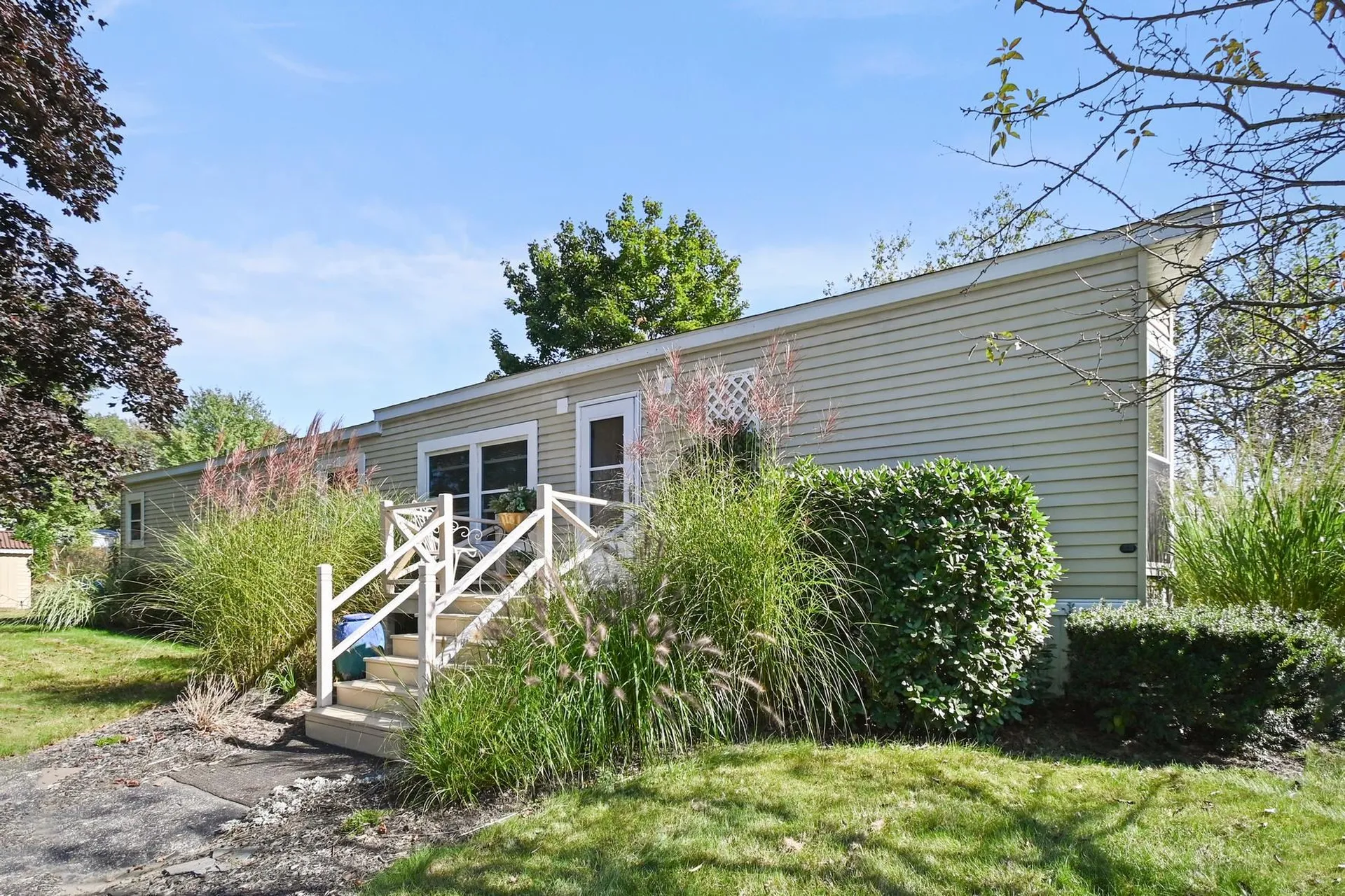 27 Granite Drive North Hampton NH 03862