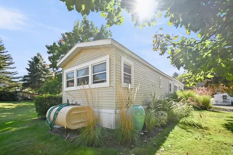 27 Granite Drive North Hampton NH 03862