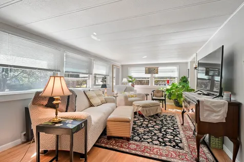 27 Granite Drive North Hampton NH 03862