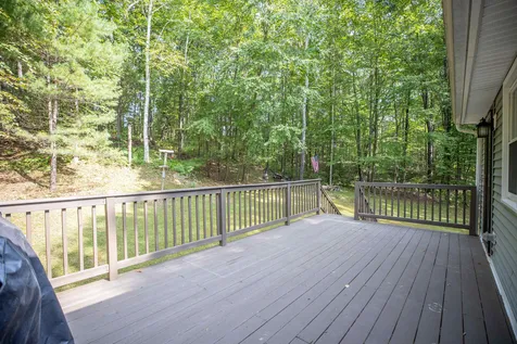 126 Walnut Hill Road Derry NH 03038