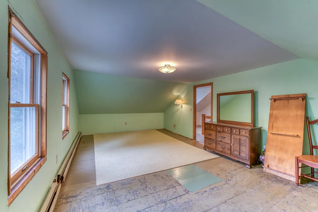 25 Thompson Street Ashland NH 03217