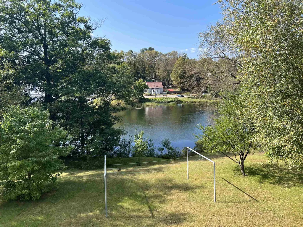 25 Thompson Street Ashland NH 03217