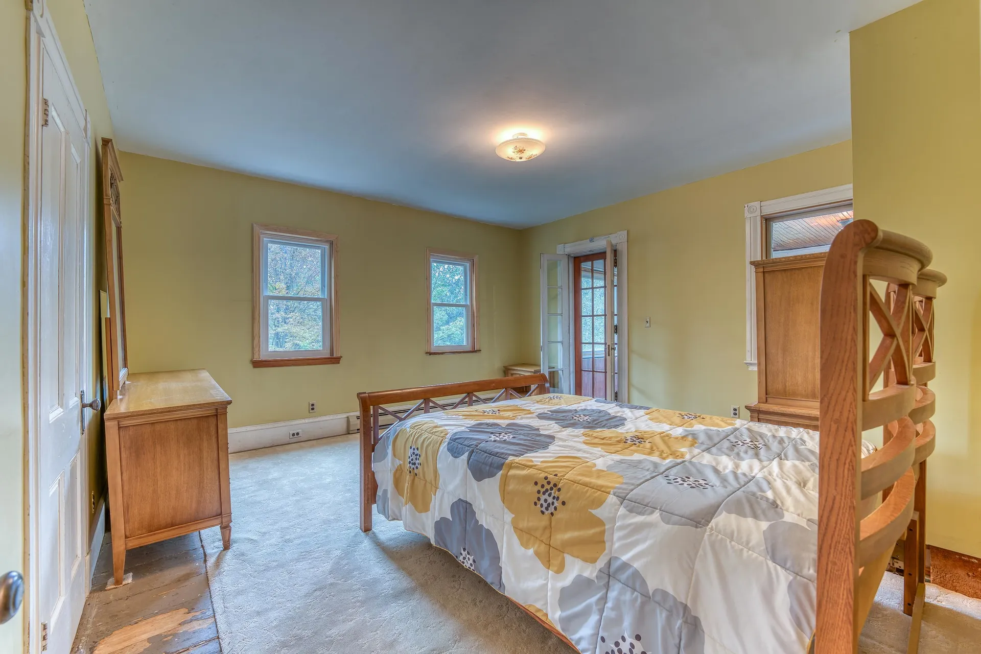 25 Thompson Street Ashland NH 03217