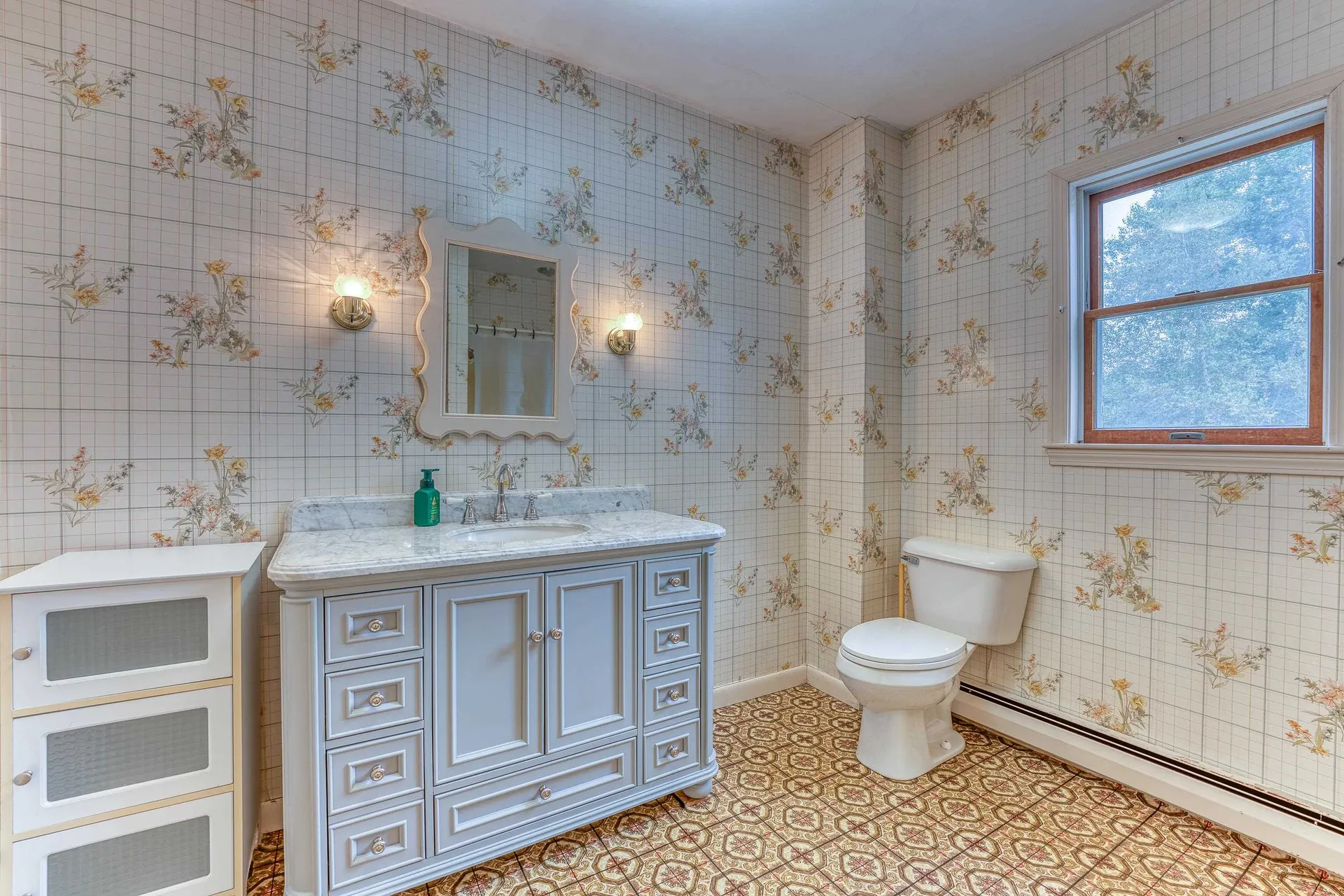 25 Thompson Street Ashland NH 03217
