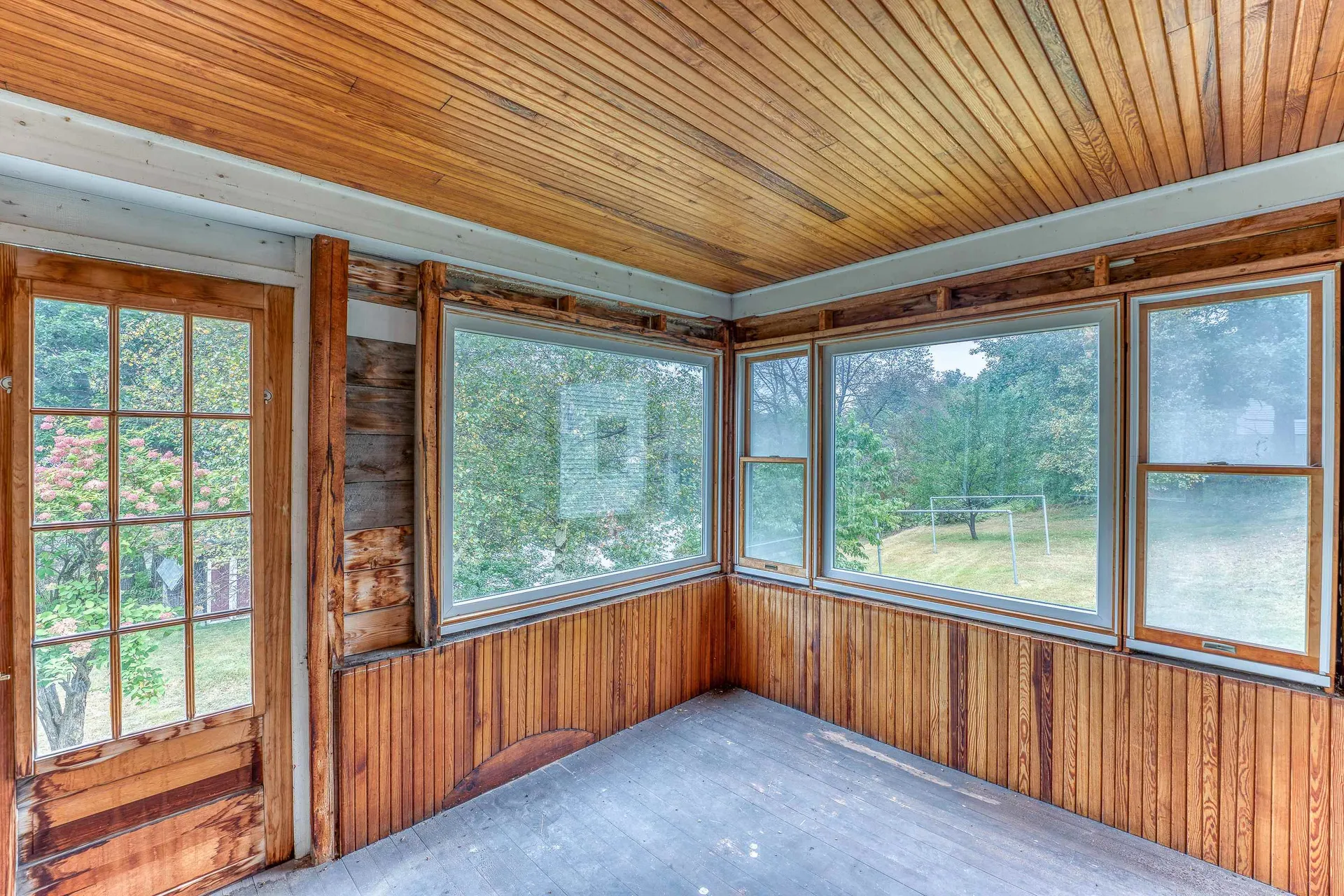 25 Thompson Street Ashland NH 03217