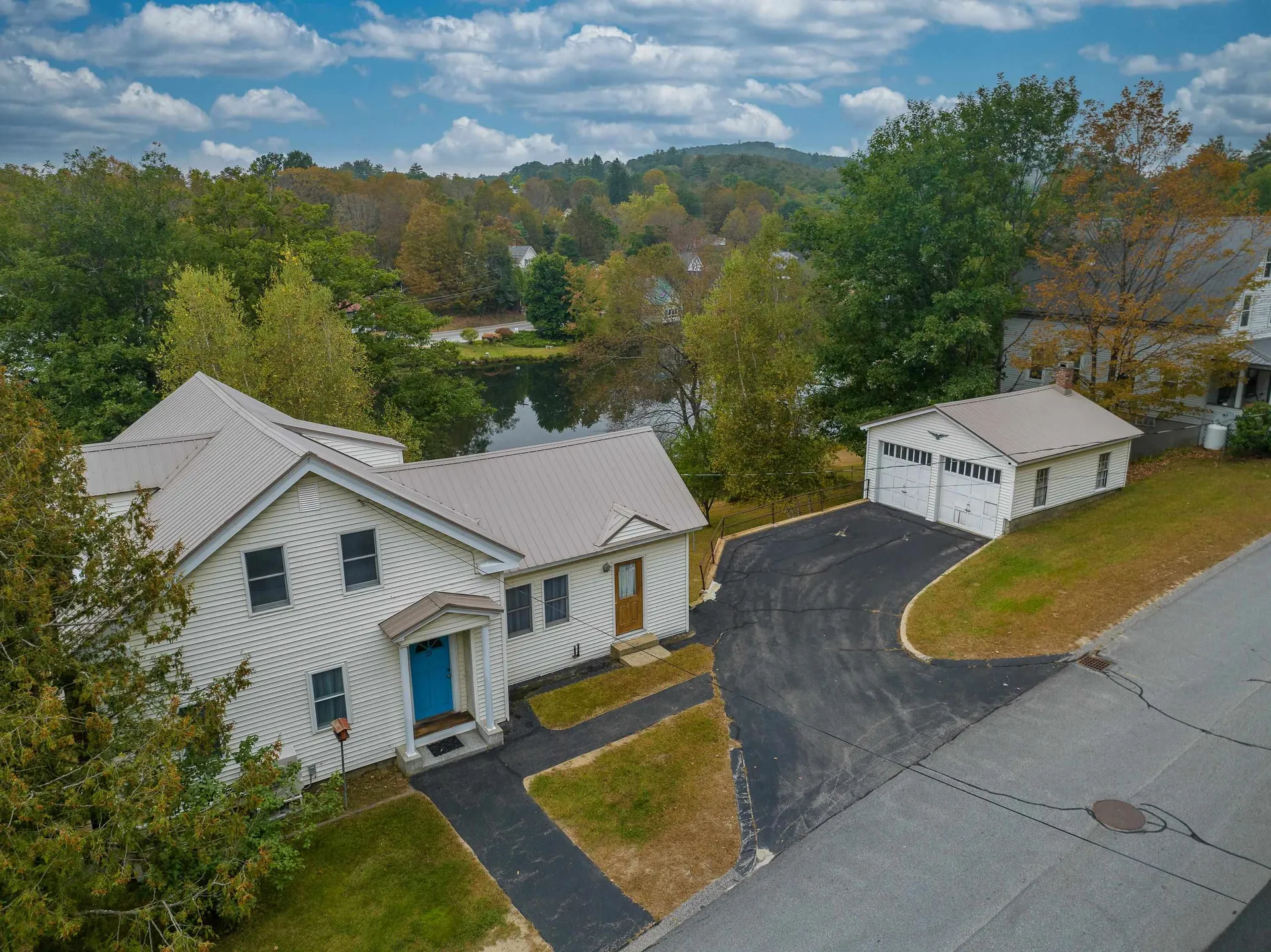 25 Thompson Street Ashland NH 03217