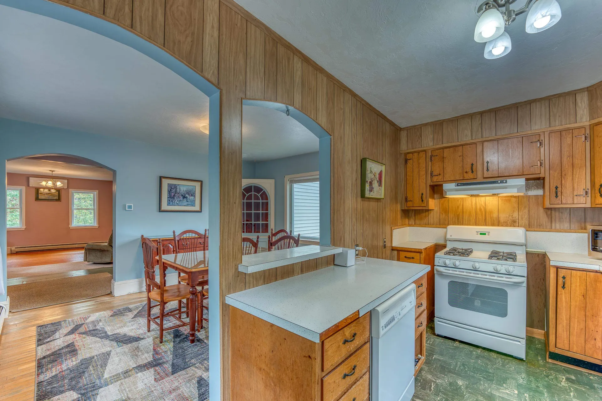 25 Thompson Street Ashland NH 03217