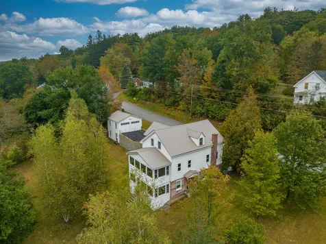 25 Thompson Street Ashland NH 03217