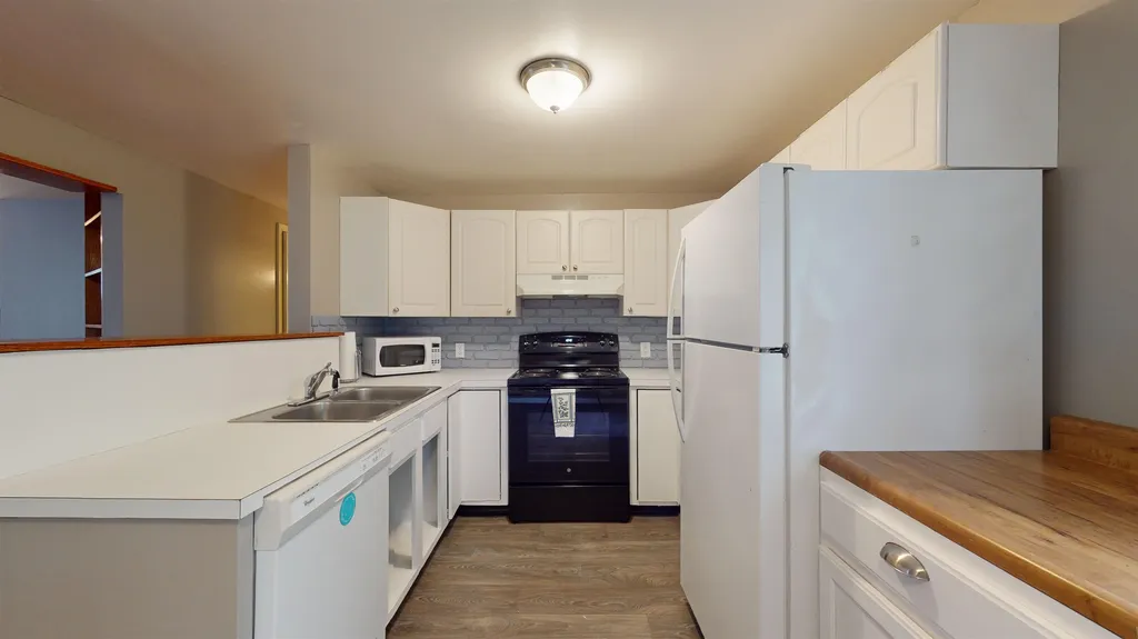 57 Colonial Drive Middlebury VT 05753