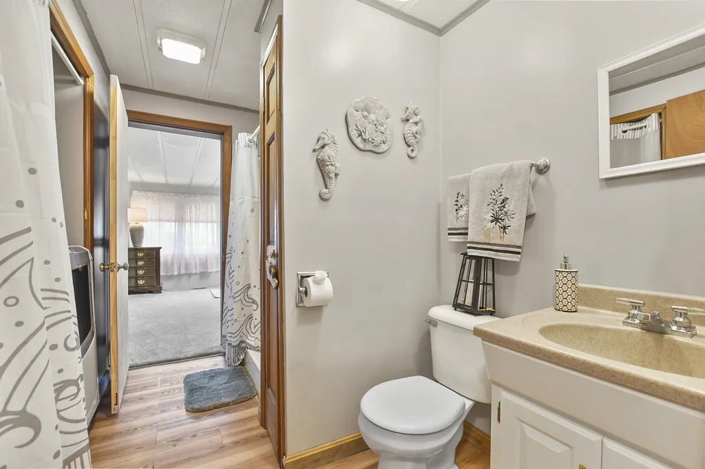 15 Sandpiper Path North Hampton NH 03862