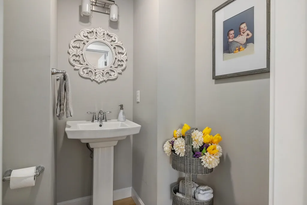 29 Huntington Way Kittery ME 03904