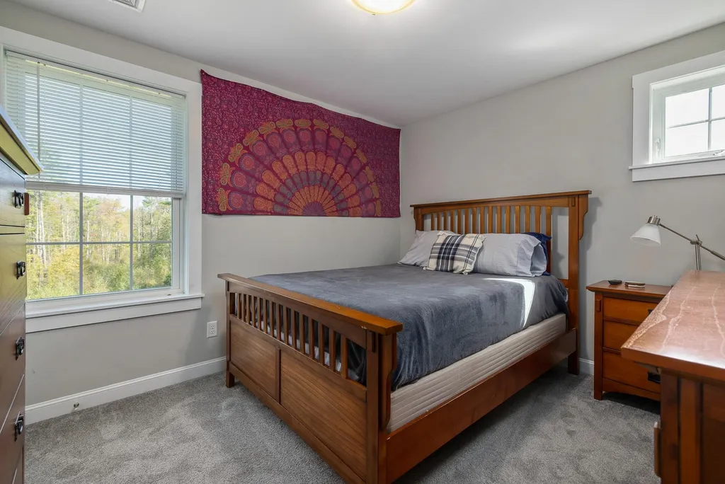 29 Huntington Way Kittery ME 03904