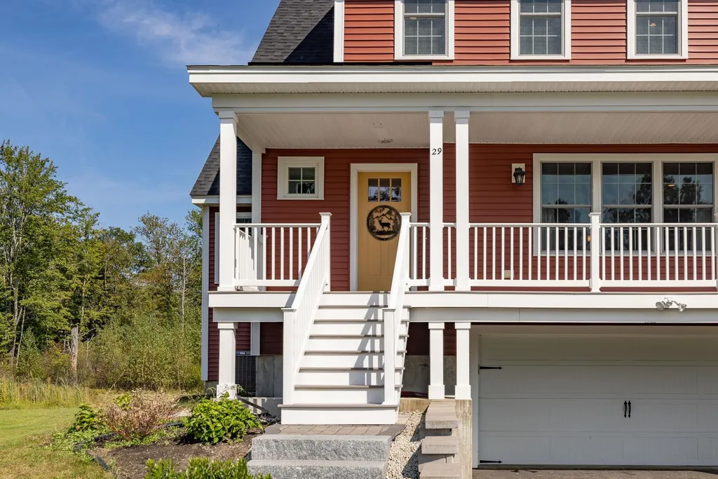 29 Huntington Way Kittery ME 03904