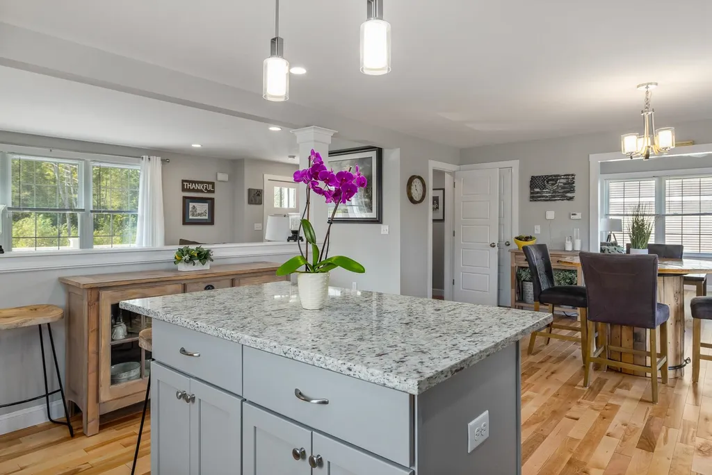 29 Huntington Way Kittery ME 03904