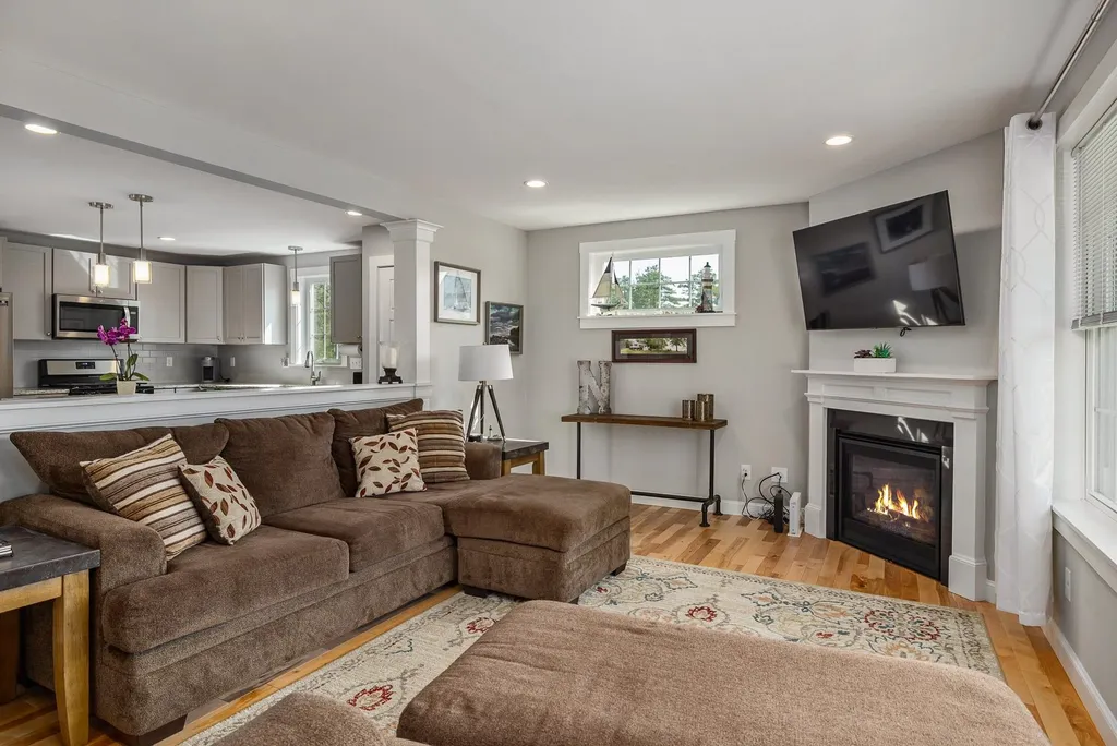 29 Huntington Way Kittery ME 03904