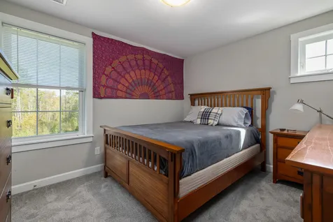 29 Huntington Way Kittery ME 03904