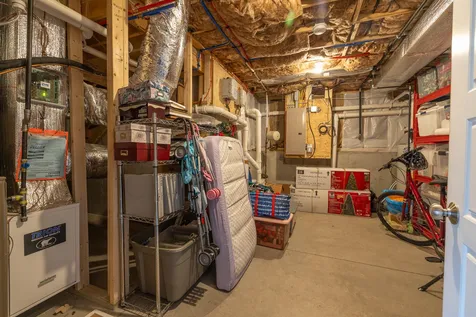 29 Huntington Way Kittery ME 03904