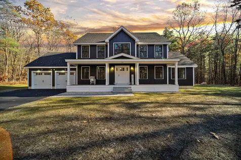 107 Chester Road Derry NH 03038