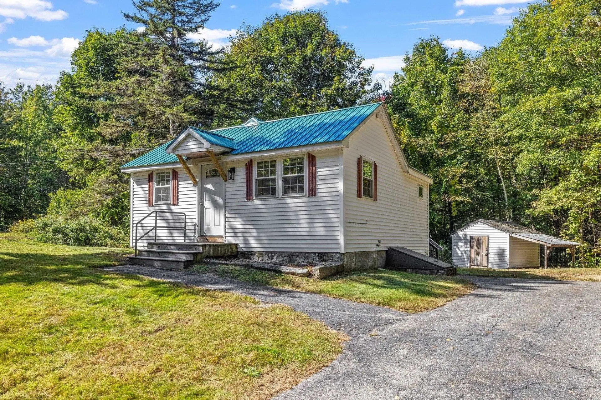 260 Beach Pond Road Wolfeboro NH 03894