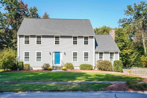13 Lisa Drive Nashua NH 03062