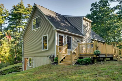 91 North Road Sandown NH 03873