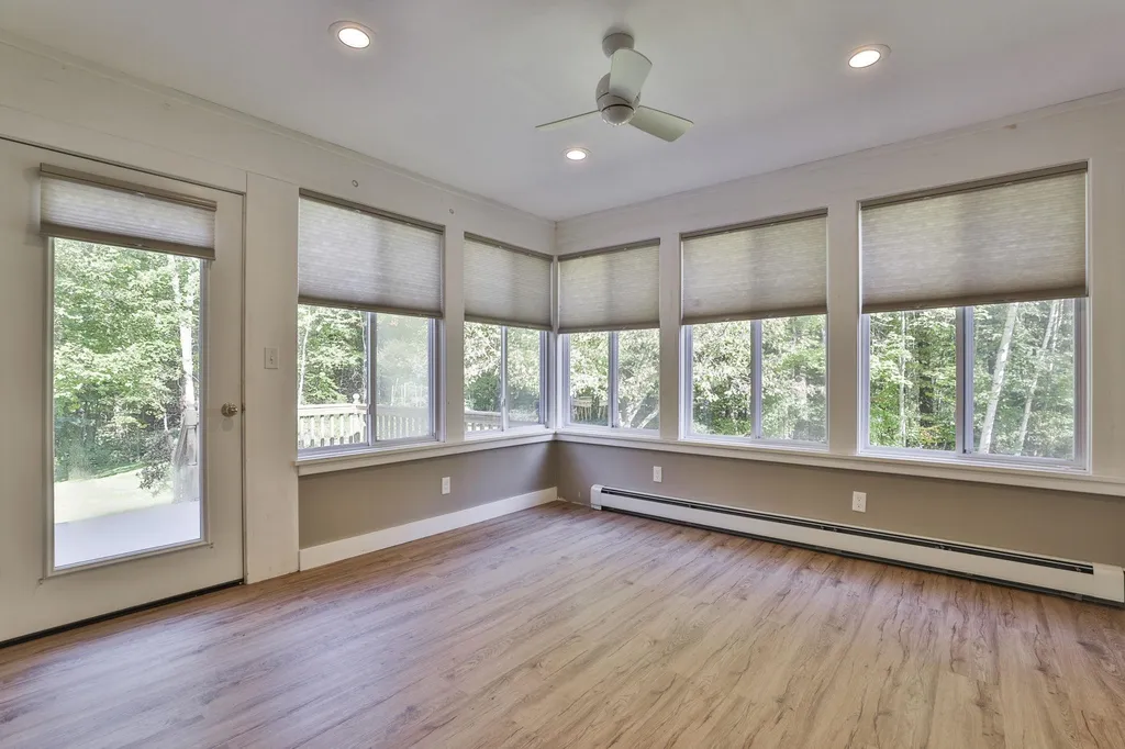 198 Whitehall Road Hooksett NH 03106