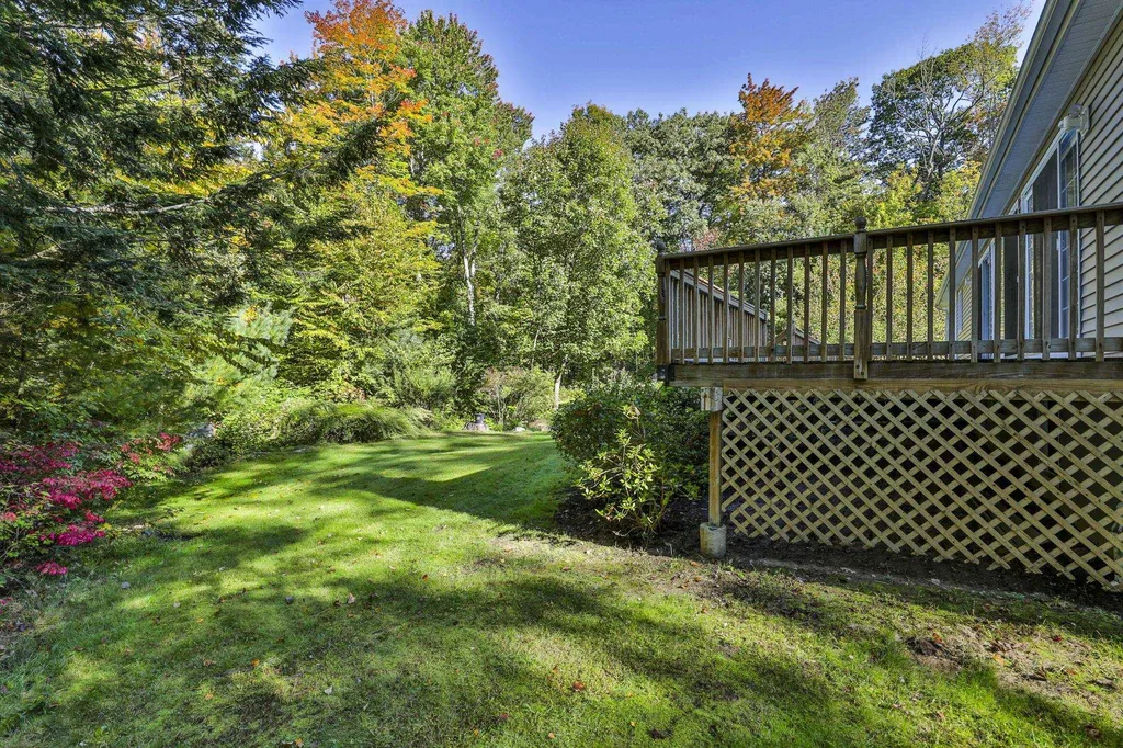 198 Whitehall Road Hooksett NH 03106