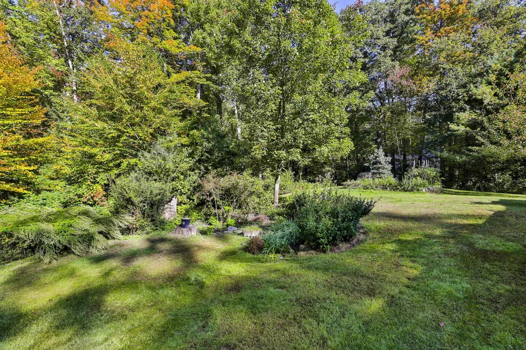 198 Whitehall Road Hooksett NH 03106