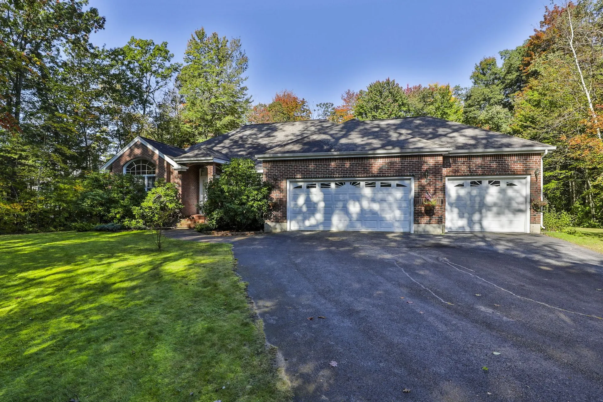 198 Whitehall Road Hooksett NH 03106