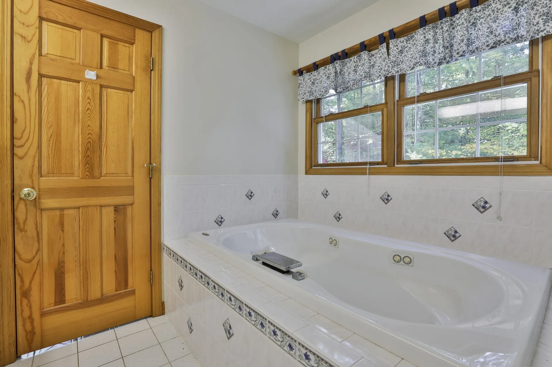 198 Whitehall Road Hooksett NH 03106