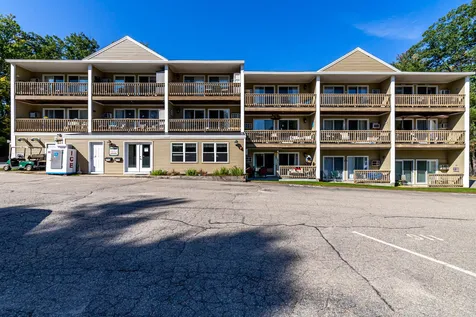 118 Weirs Road Gilford NH 03249