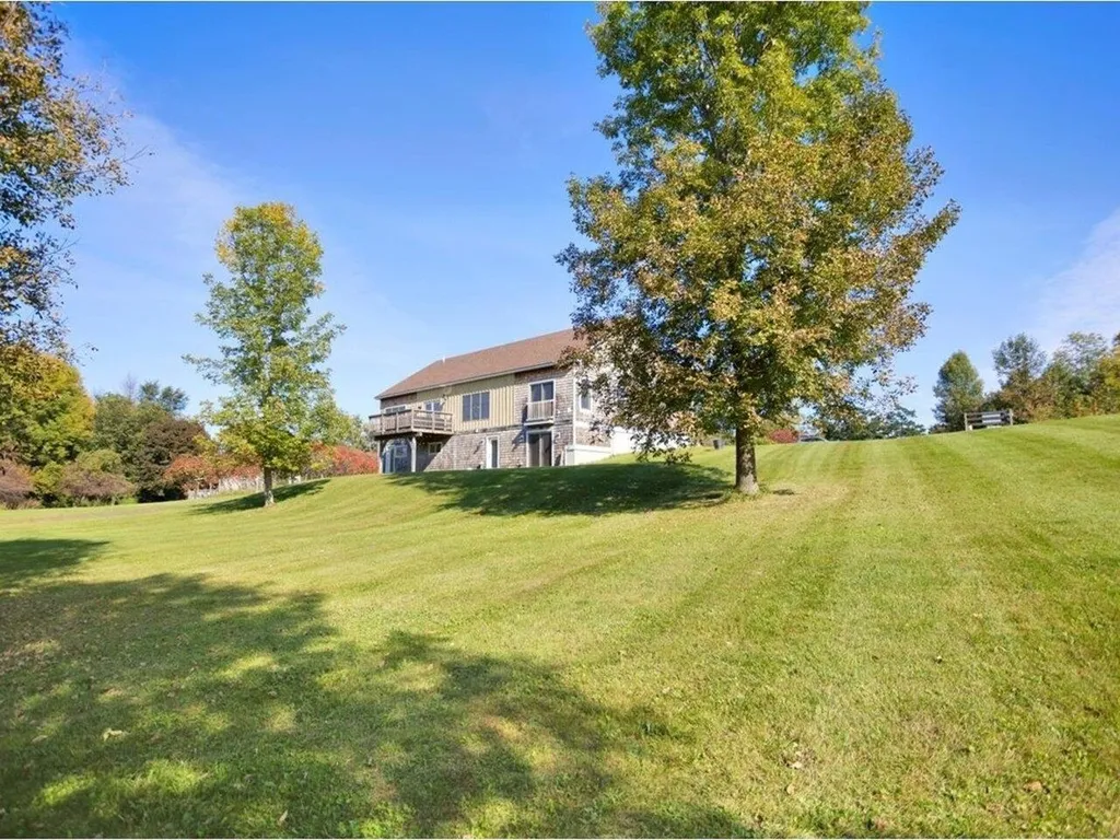 80 Watsons Ridge North Hero VT 05474