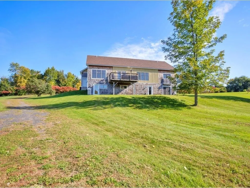 80 Watsons Ridge North Hero VT 05474