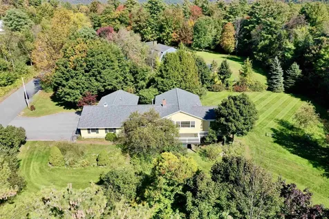 96 Gay Farm Road New London NH 03257