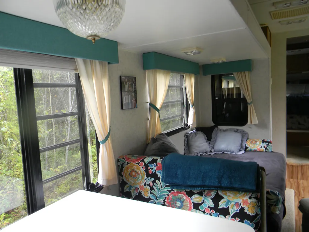 170 S Whitefield Road Whitefield NH 03598