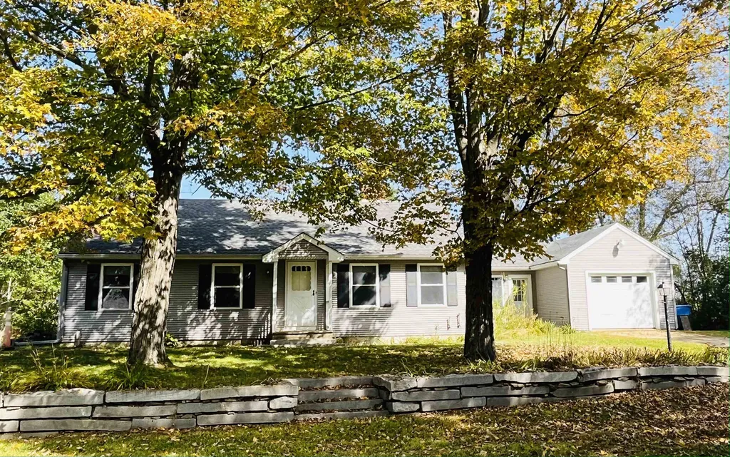 99 Garland Road Barnstead NH 03218