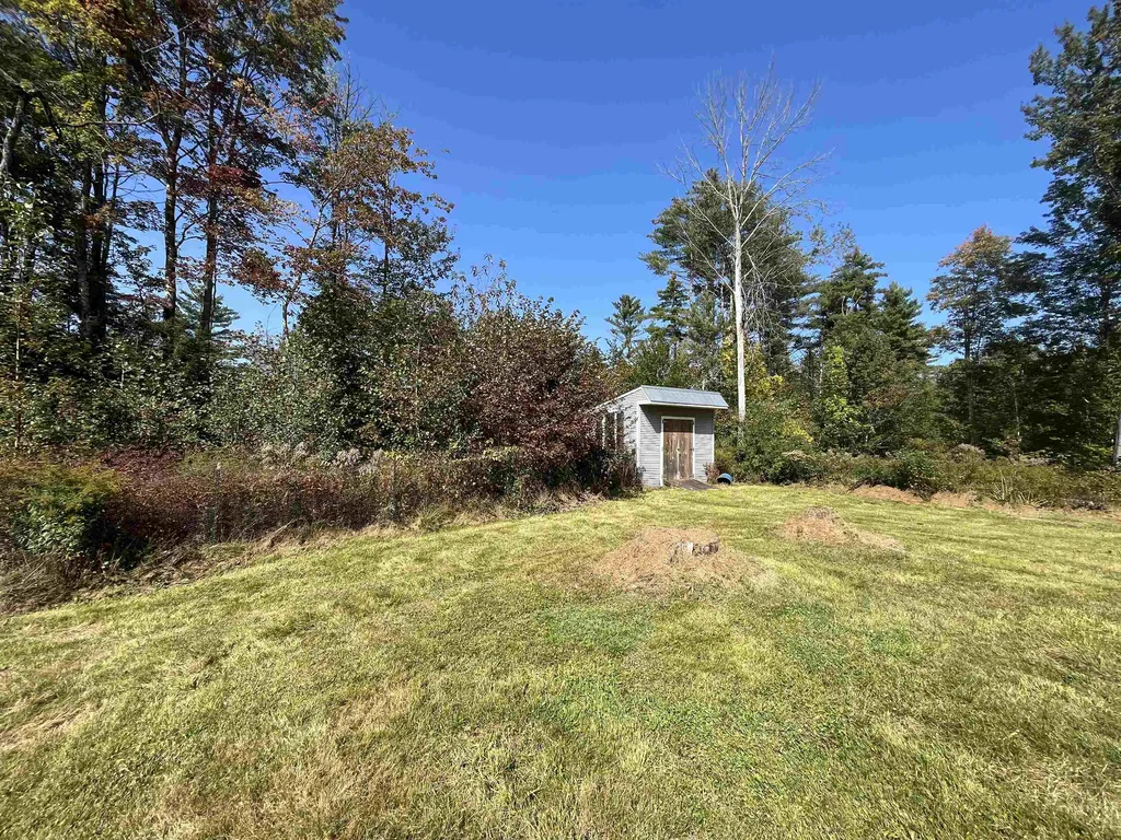 99 Garland Road Barnstead NH 03218