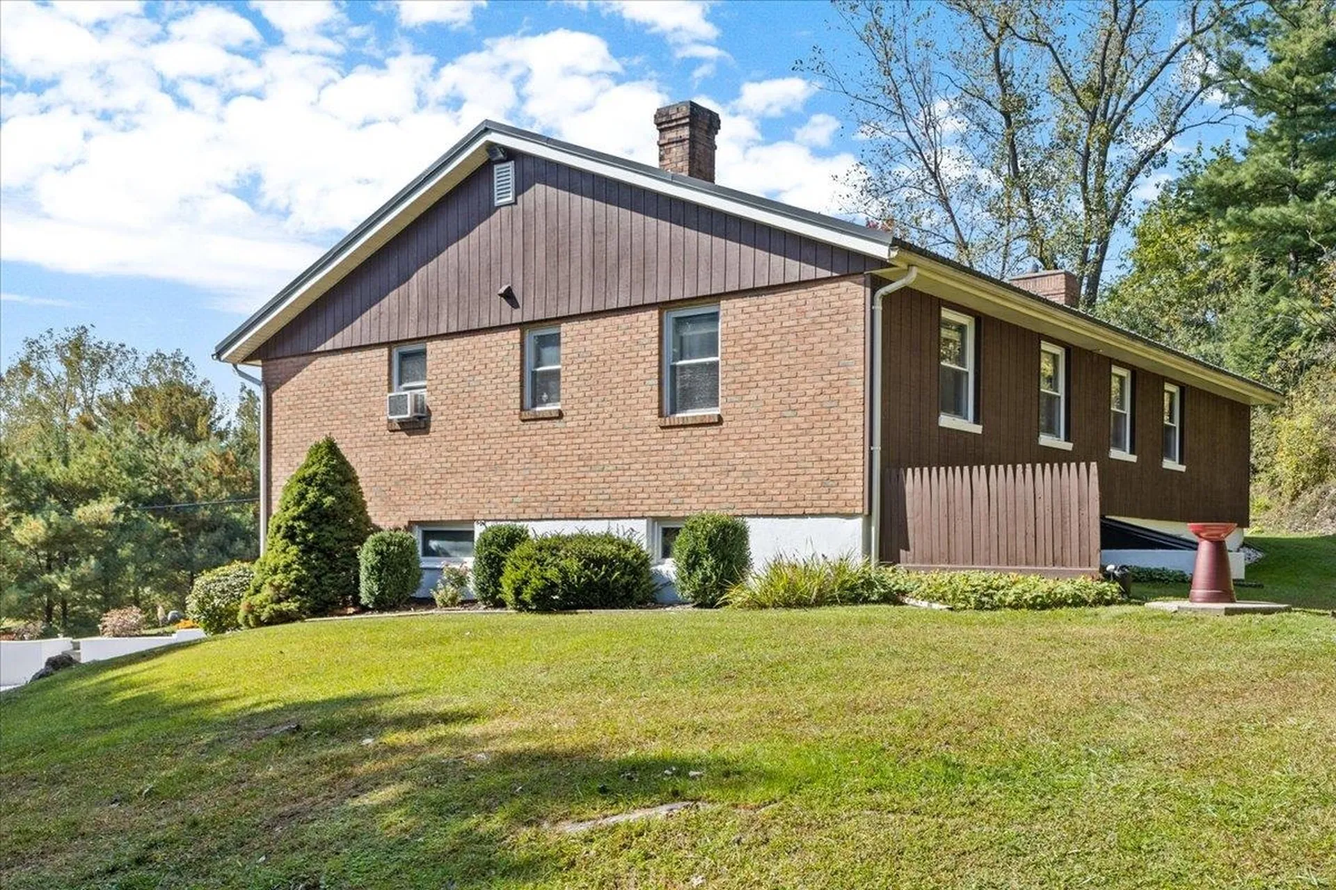 2460 Skunk Hill Road Georgia VT 05454