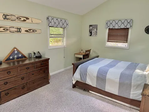 209 Camelot Shore Drive Farmington NH 03835