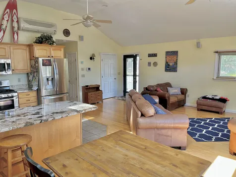 209 Camelot Shore Drive Farmington NH 03835