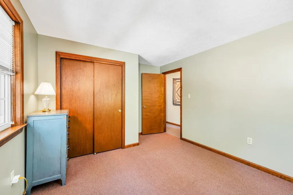 8 Plummer Road Bedford NH 03110