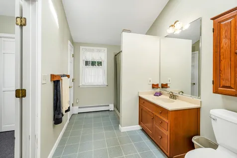 8 Plummer Road Bedford NH 03110
