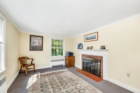 8 Plummer Road Bedford NH 03110
