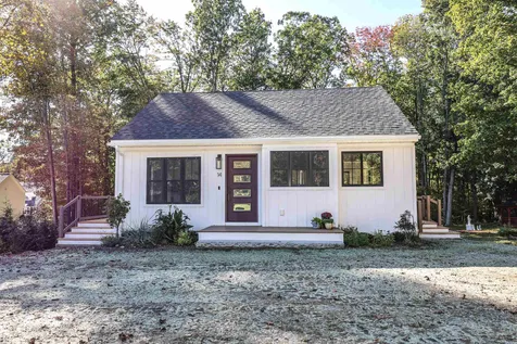 14 Dearborn Street Milford NH 03055