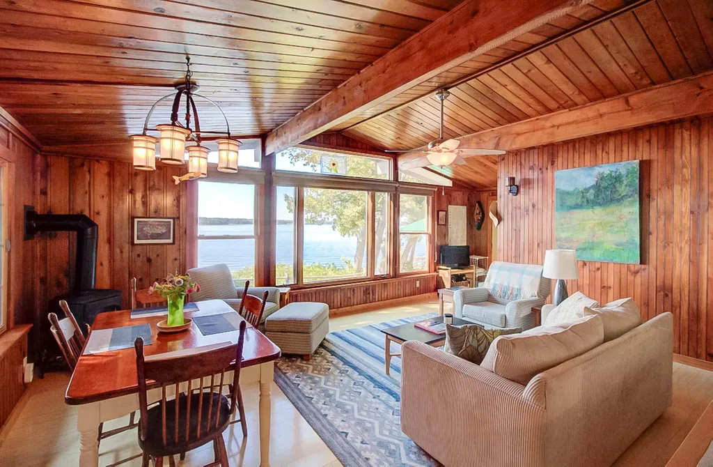 433 Cedarvale Lane North Hero VT 05474