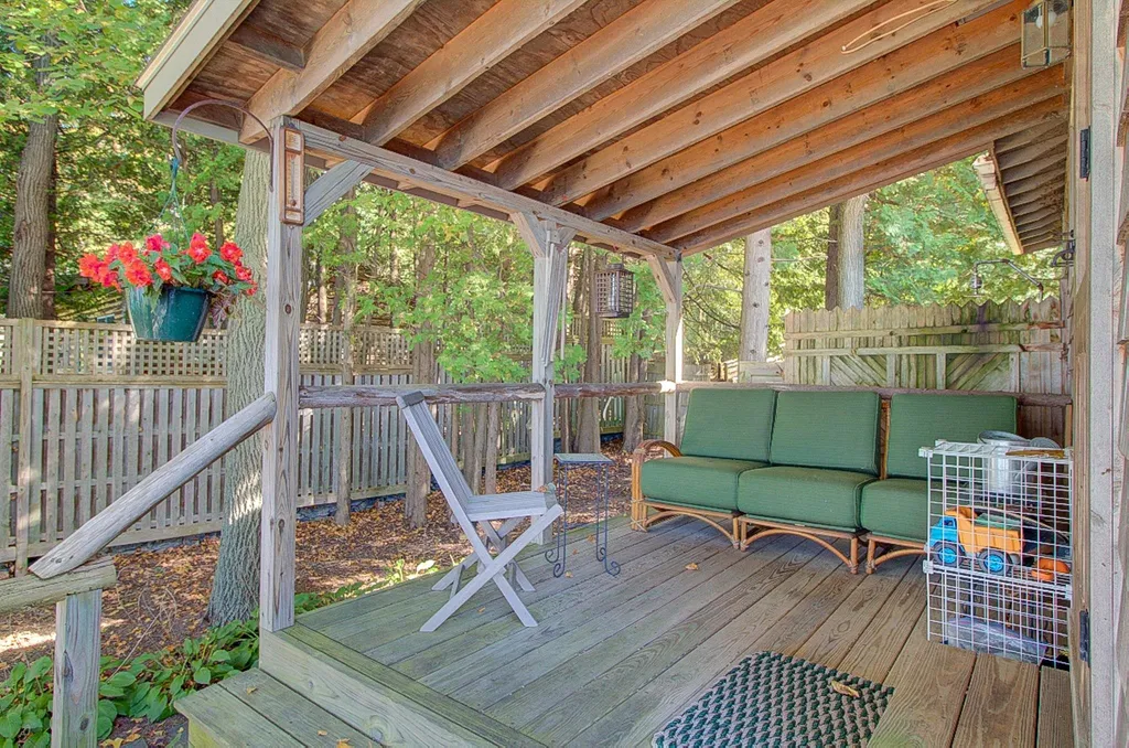 433 Cedarvale Lane North Hero VT 05474