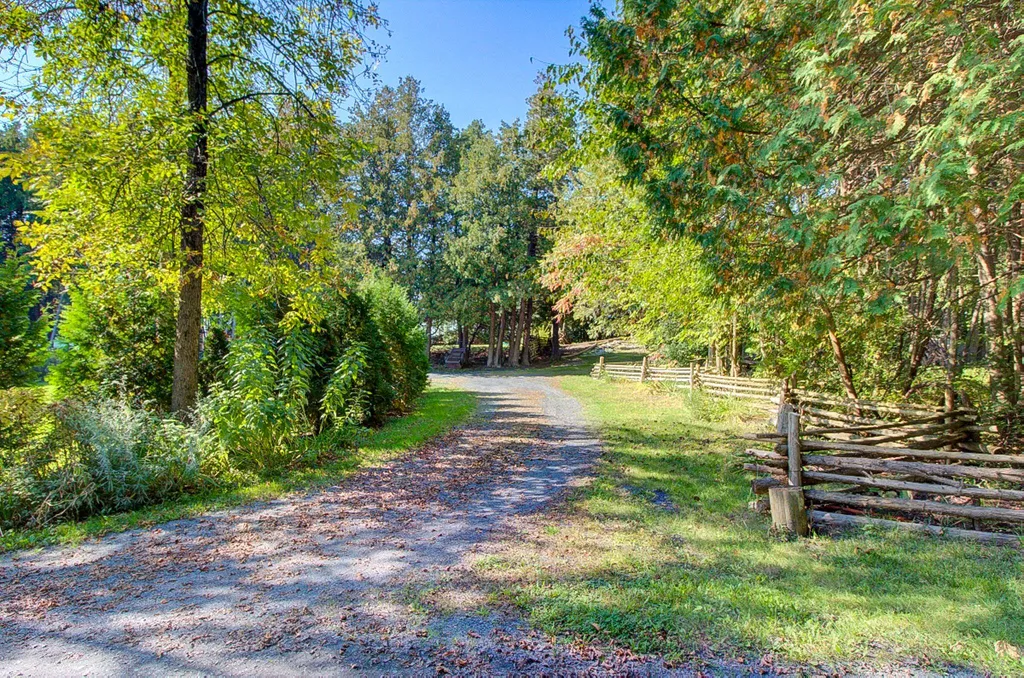 433 Cedarvale Lane North Hero VT 05474