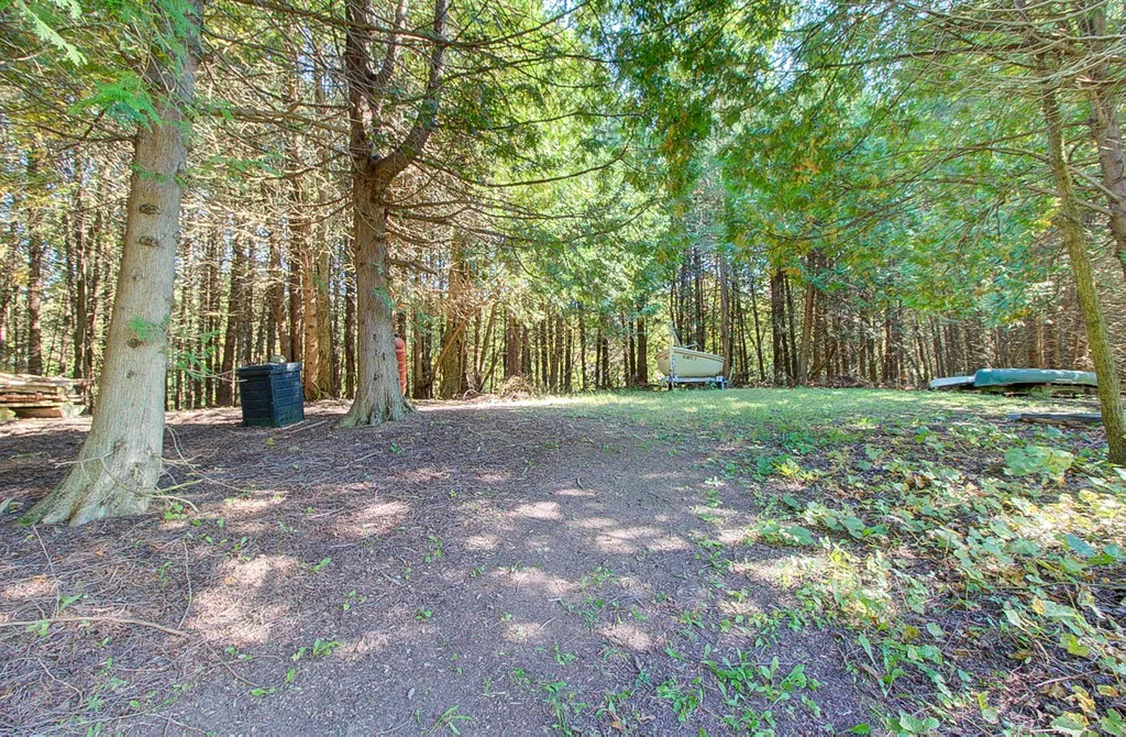 433 Cedarvale Lane North Hero VT 05474