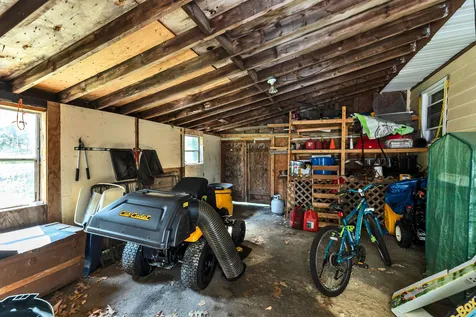 96 Green Road Raymond NH 03077