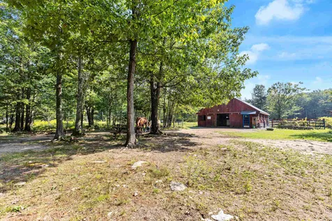 96 Green Road Raymond NH 03077